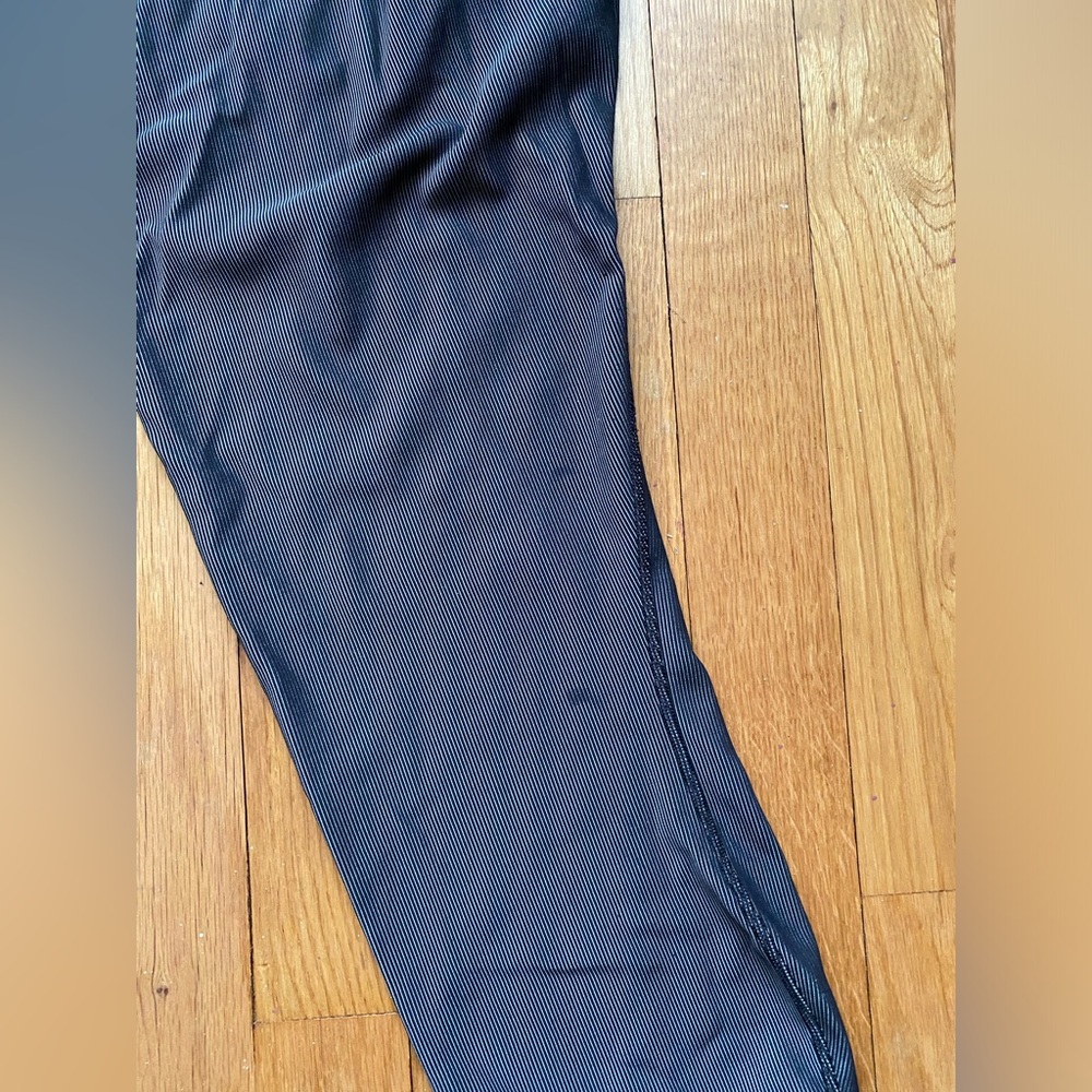Lululemon Base Pace High-Rise 25” Two-Tone Ribbed - Picture 11 of 11